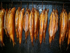 Köstliche Renken aus eigener Fischerei und Räucherei